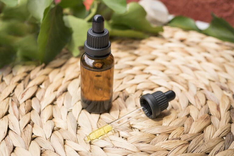 Pygeum Bark: Prostate Health Benefits, Evidence & Dosage (2026)